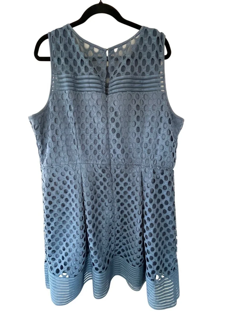 Lane Bryant Women's Plus Size Sleeveless Dress, 22 Lined